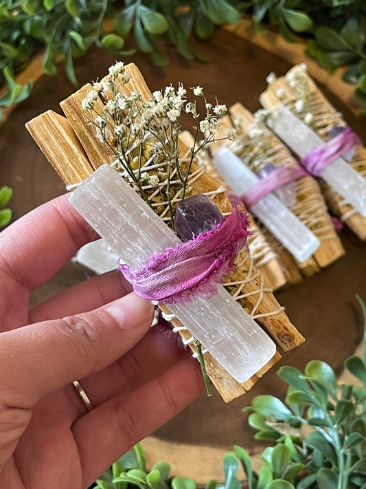 Restful Sleep Smudge Kit: amethyst + selenite + palo santo